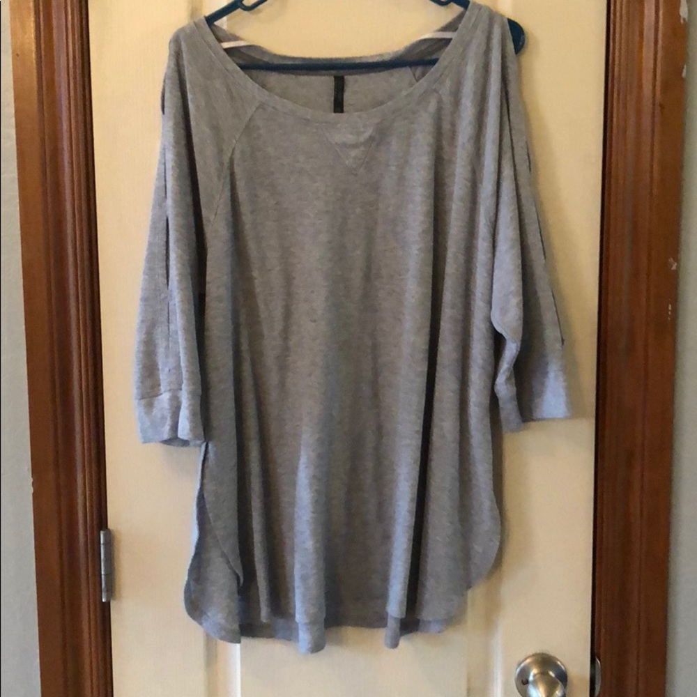 Cold shoulder top